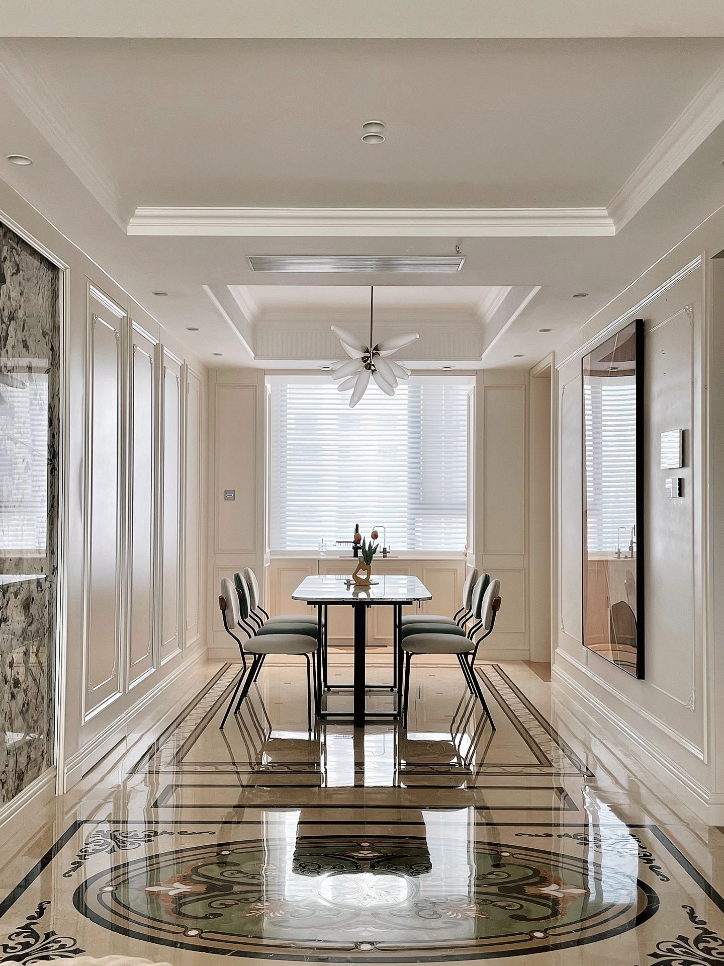 石灰石做室內(nèi)背景墻真的怕潮濕嗎家庭裝修中常被誤解的石材吸水率